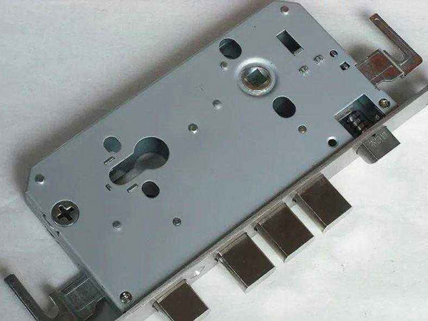 秦皇岛市24小时上门开锁公司